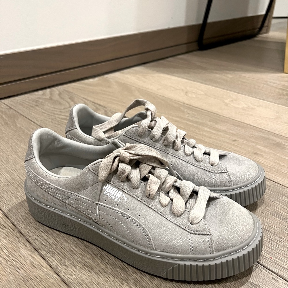 Puma sneakers